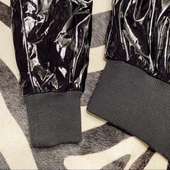 Vinyl Cropped Jacket - Picture 5 of 5